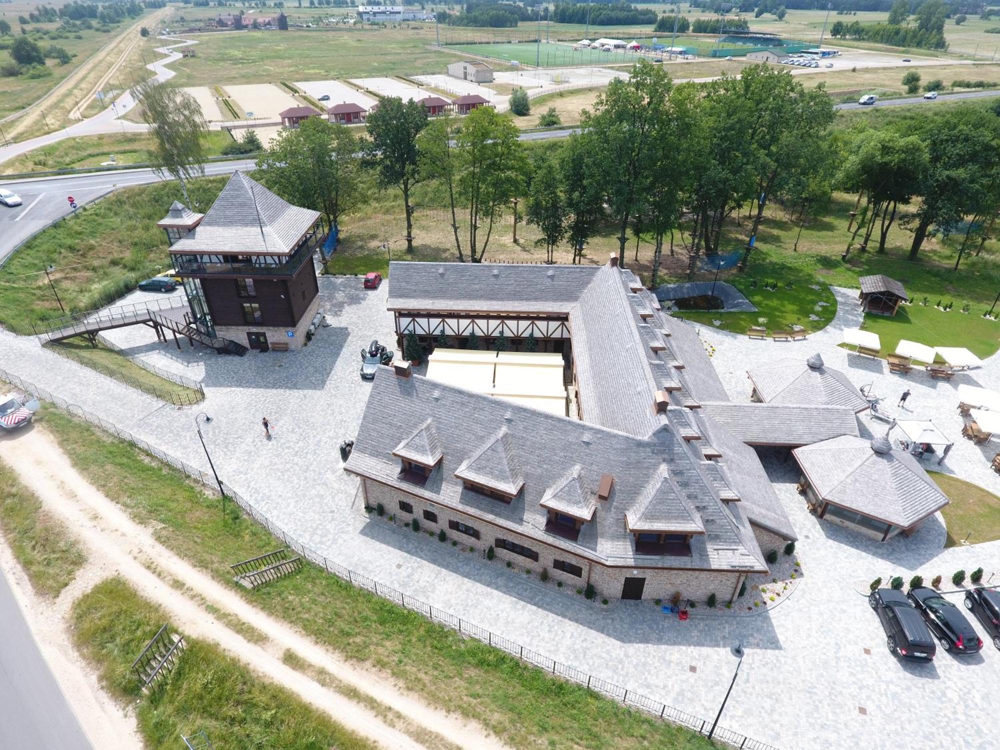Hotel & Spa **** Kasztel Uniejow Εξωτερικό φωτογραφία