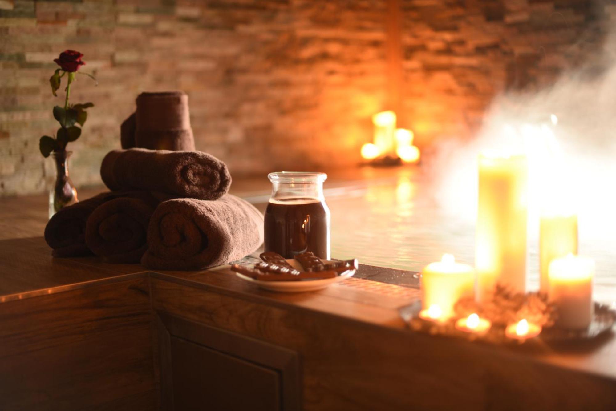 Hotel & Spa **** Kasztel Uniejow Εξωτερικό φωτογραφία