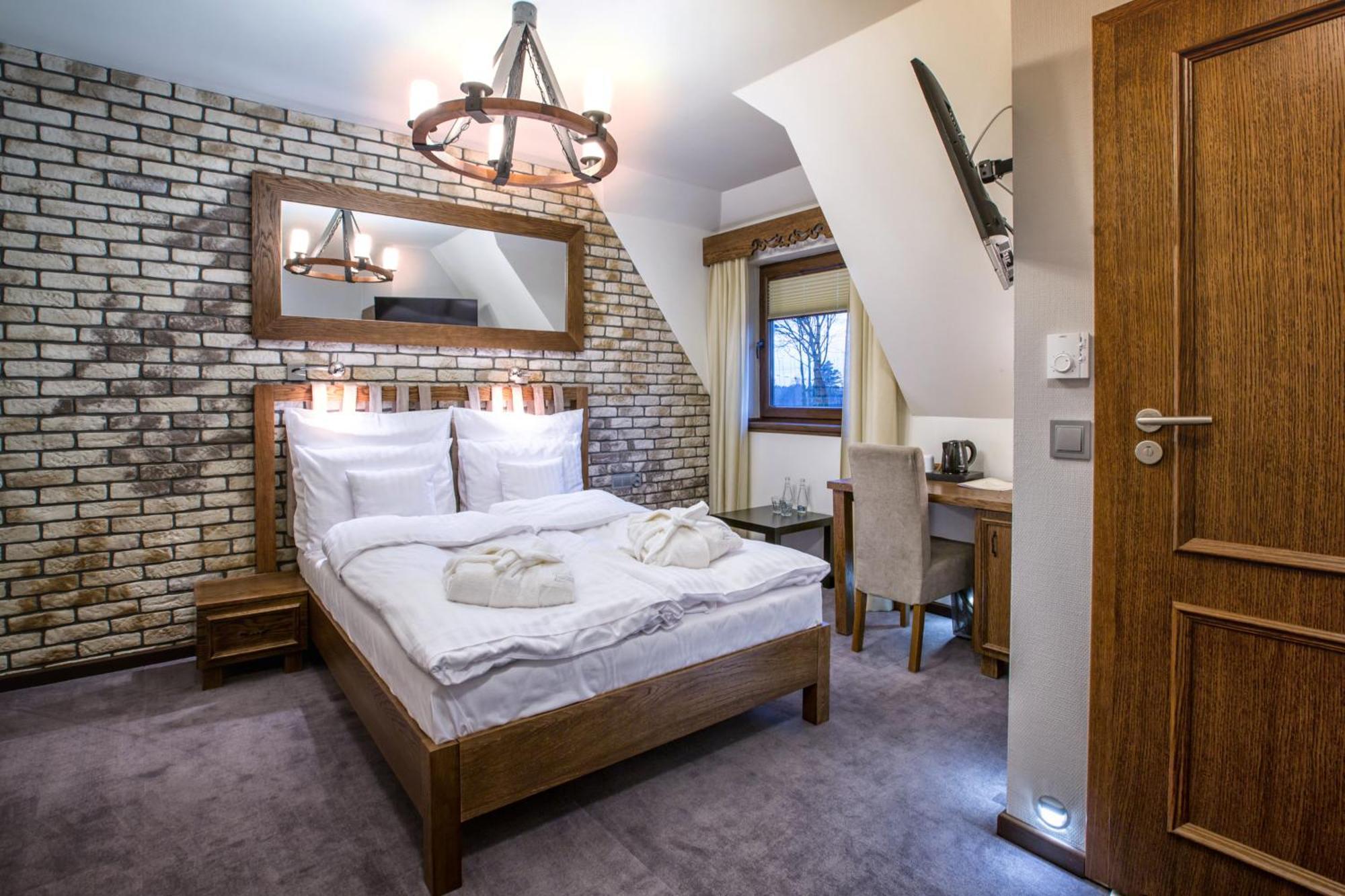 Hotel & Spa **** Kasztel Uniejow Εξωτερικό φωτογραφία