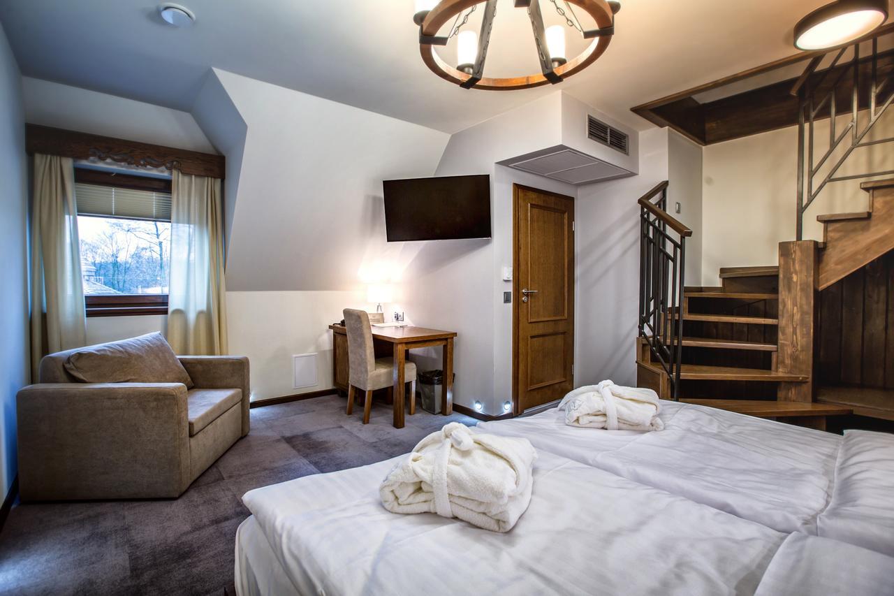 Hotel & Spa **** Kasztel Uniejow Εξωτερικό φωτογραφία