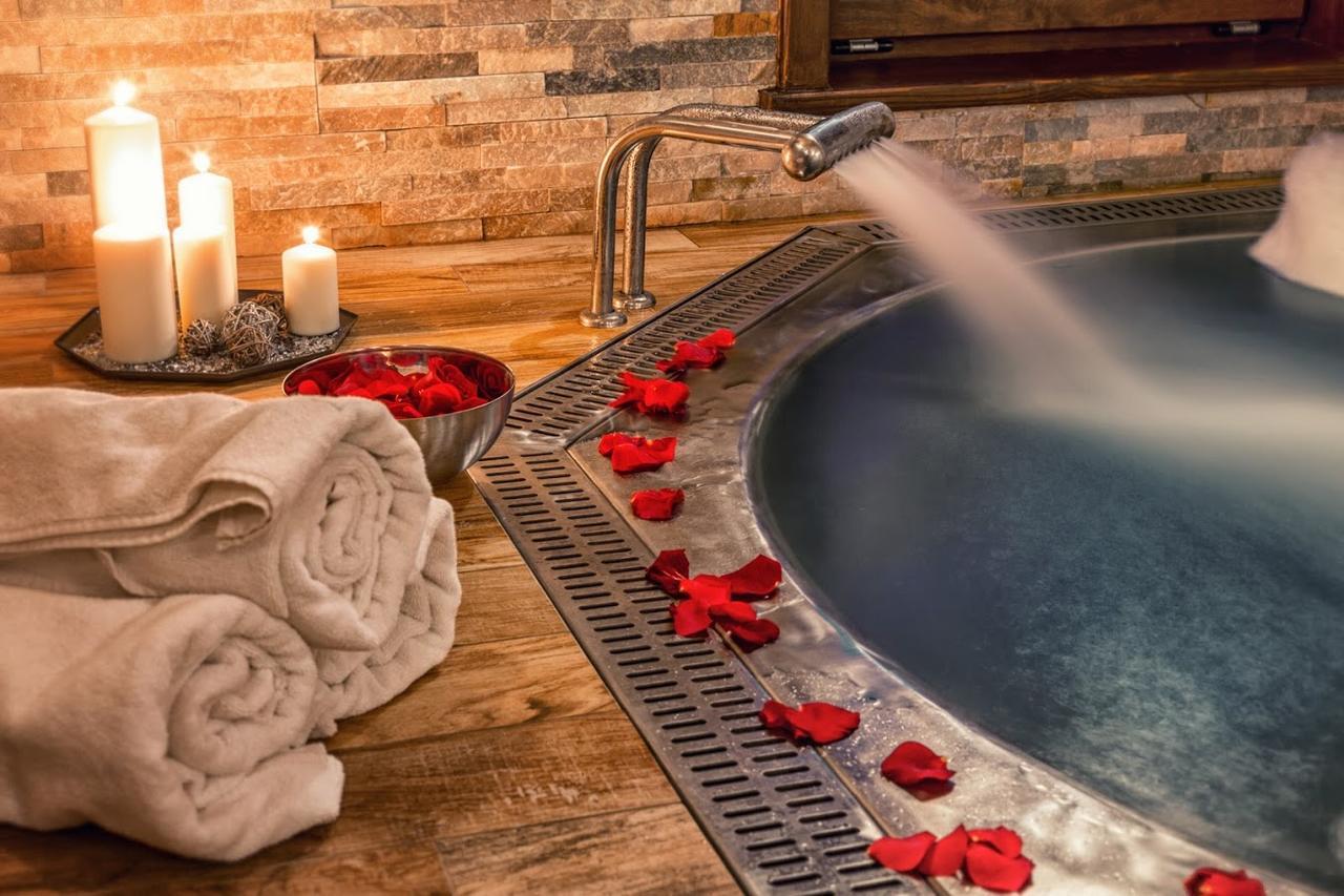 Hotel & Spa **** Kasztel Uniejow Εξωτερικό φωτογραφία