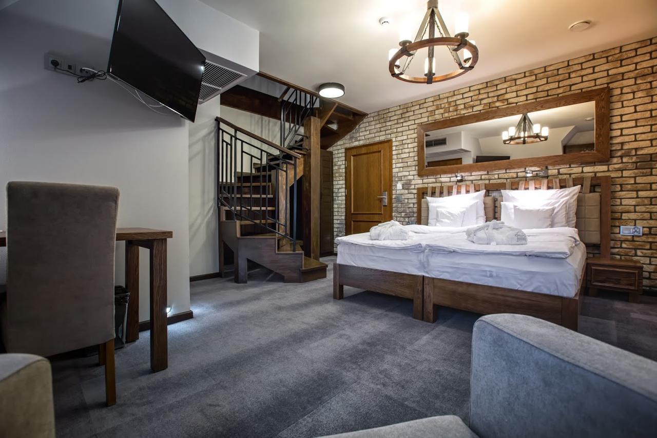 Hotel & Spa **** Kasztel Uniejow Δωμάτιο φωτογραφία