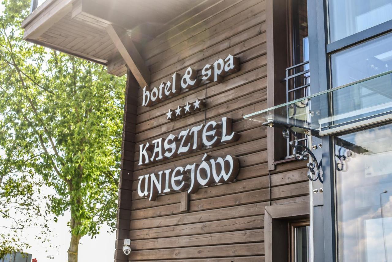 Hotel & Spa **** Kasztel Uniejow Εξωτερικό φωτογραφία