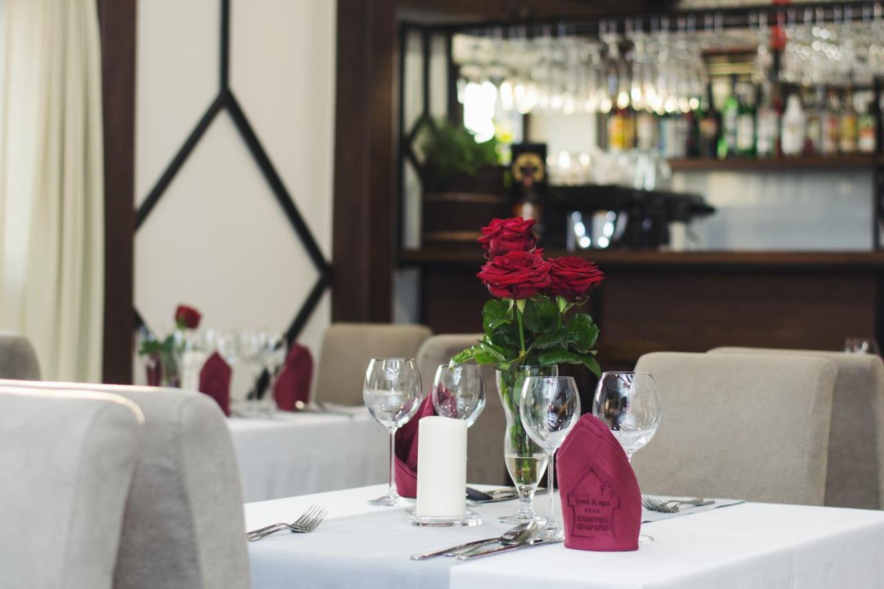 Hotel & Spa **** Kasztel Uniejow Εξωτερικό φωτογραφία